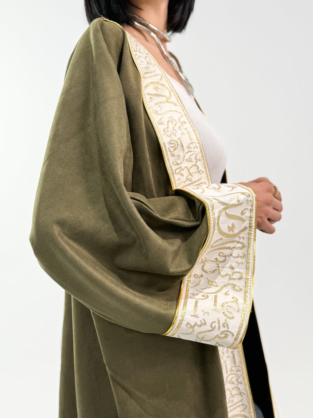 Ramadan Velvet Kaftan – Arabic Edition In Dark Green