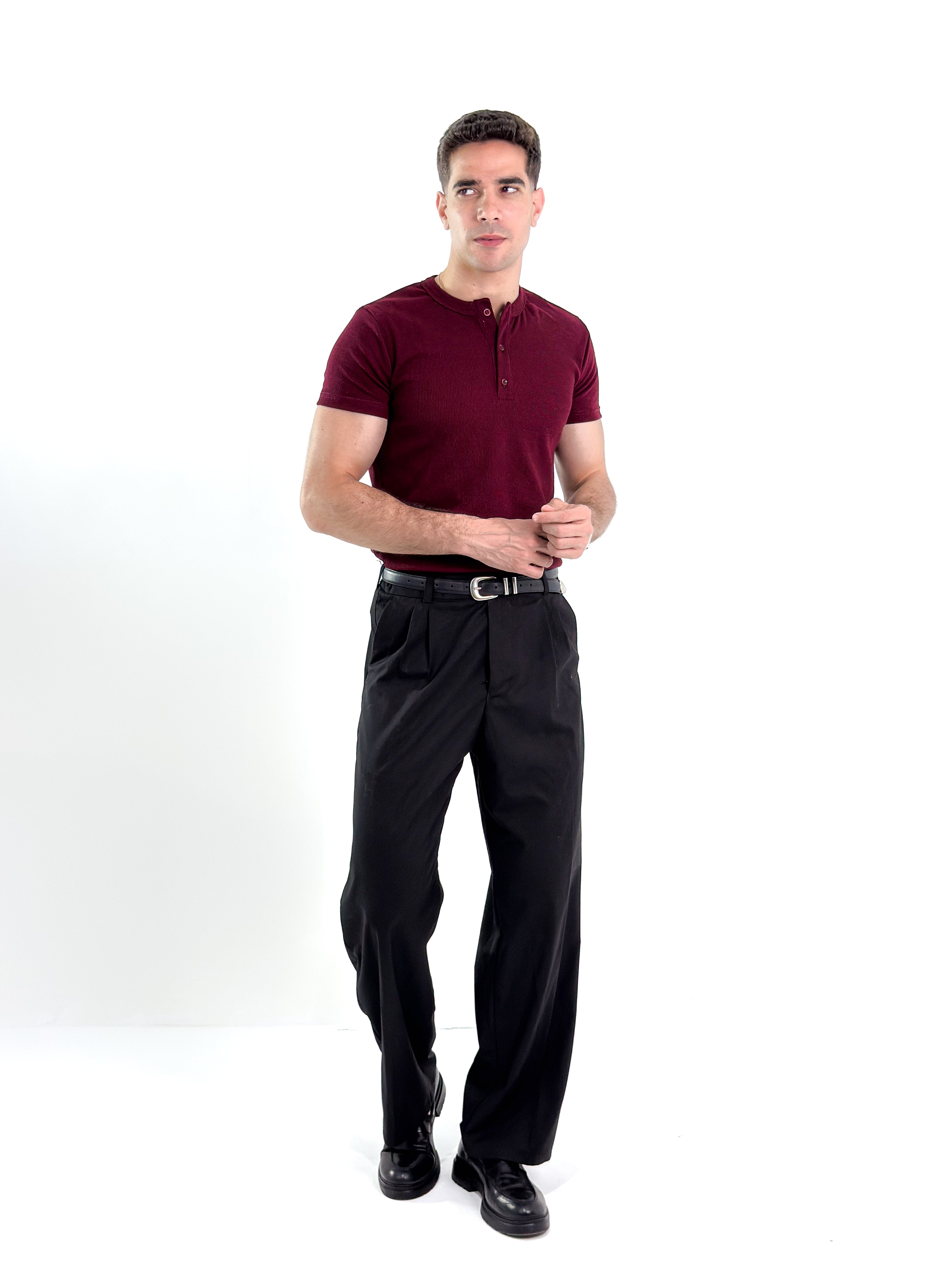 KEMIT’s Slim Fit Ribbed Henley Shirt - In Burgundy
