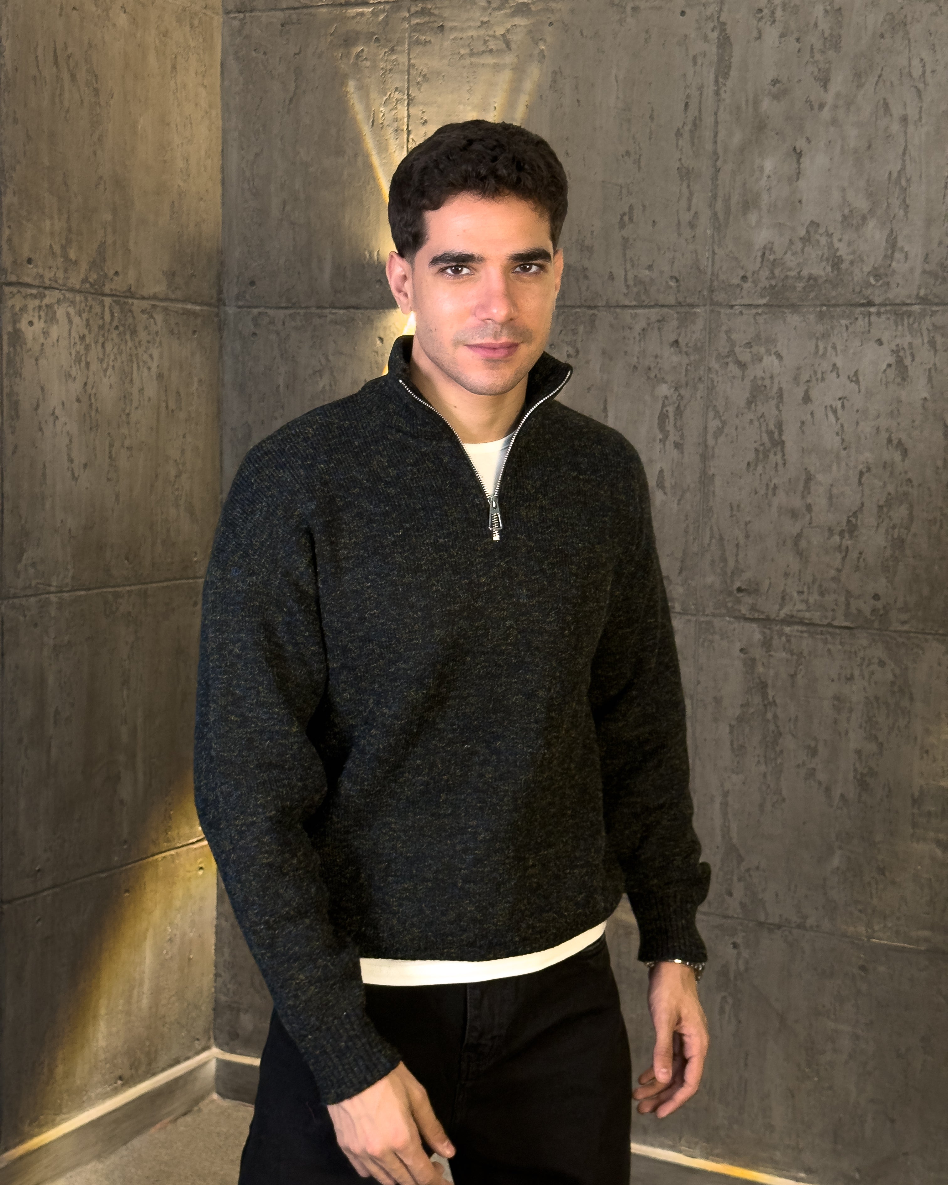 KEMIT’s Heather Knit Quarter Zip ( Box fit )