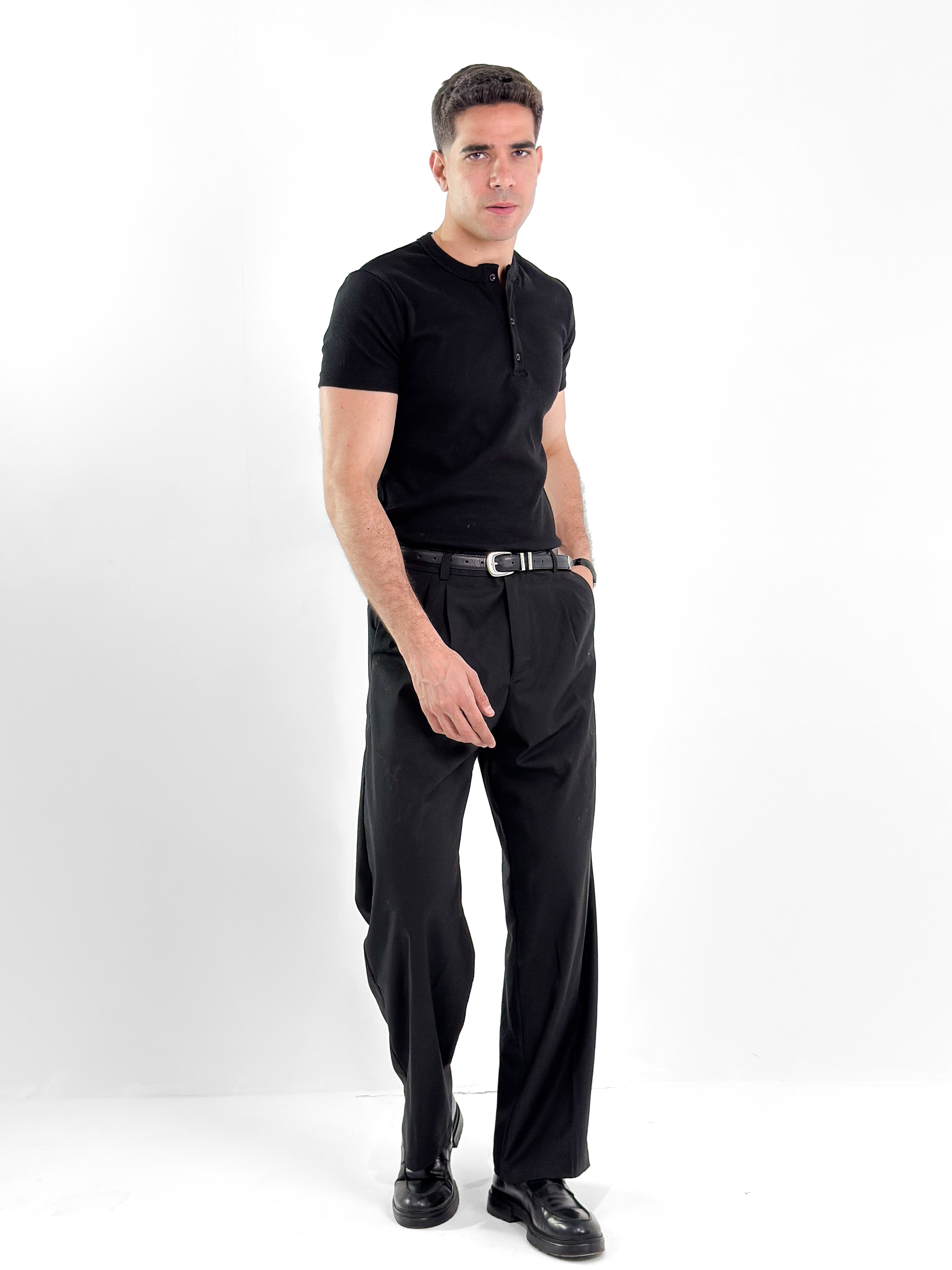 KEMIT’s Slim Fit Ribbed Henley Shirt - In Black