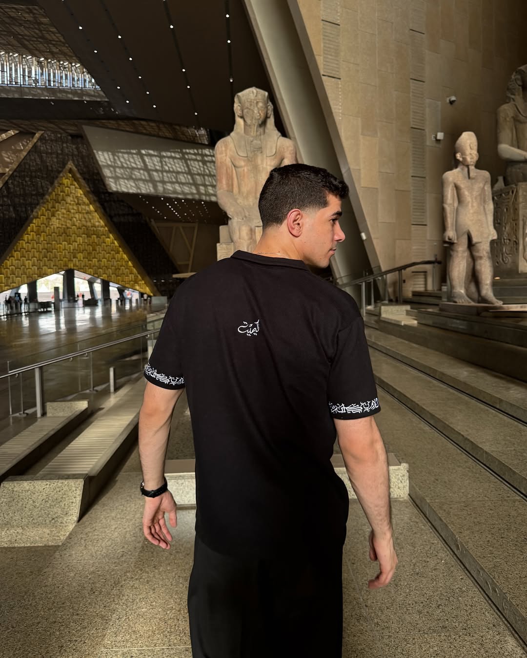 KEMIT’s Polo T-shirt in Black